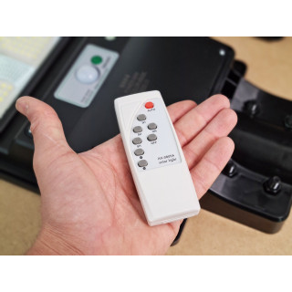 Lampa stradala Jortan pentru exterior, 90 watt , cu incarcare solara si senzor de miscare Lampa stradala Jortan pentru exterior, 90 watt , cu incarcare solara si senzor de miscare