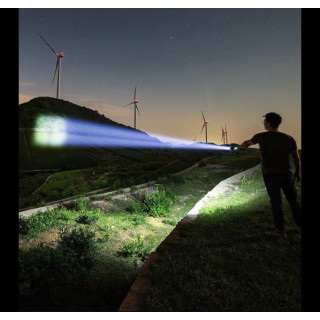 Lanterna LED cu zoom telescopic, incarcare USB, 10W Lanterna LED cu zoom telescopic, incarcare USB, 10W