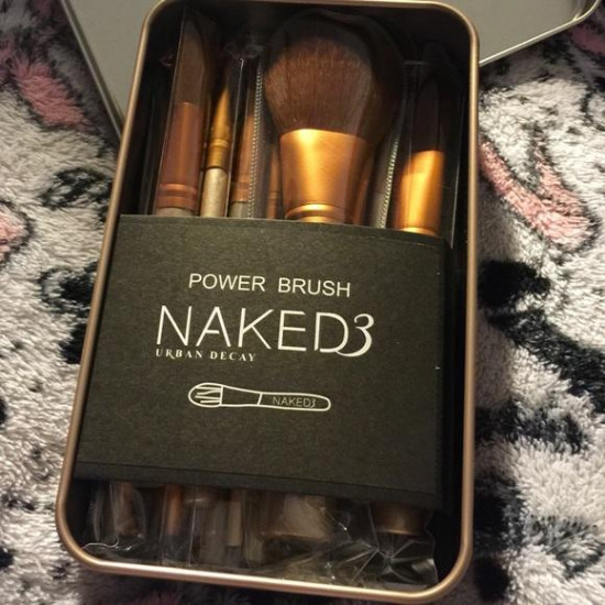 Set 12 pensule machiaj profesional Naked 3 by URBAN DECAY